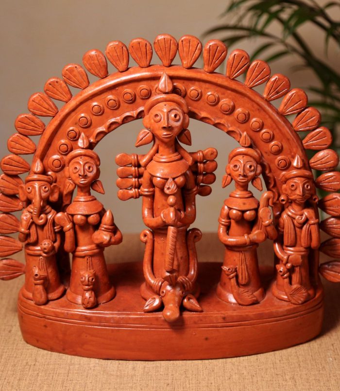 Terracotta-Devi-Durga-with-her-Children-in-Single-Frame-Ekchala-Durga-RainbowFeathers.jpg