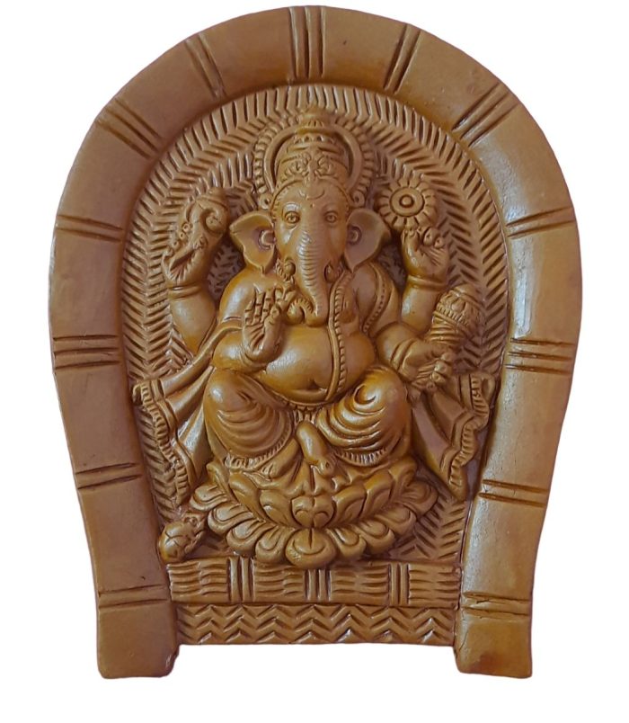 Terracotta-Handpainted-Ganesha-in-Kulo-Tray-Wall-Hanging-WhiteBG-RainbowFeathers.jpg