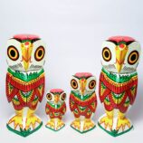 Wealthy-Owl-Family-Wooden-Handcurved-Decorative-Showpieces-Set-of-4-Owls–10-10-6-4-WhiteBG-TopView-RainbowFeathers.jpg