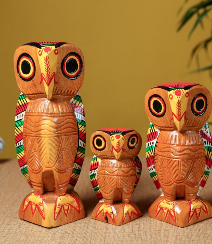 Wooden-Handmade-Night-Bird-Owl-Family-Showpieces-Set-of-3-Owls–8-6-4-RainbowFeathers.jpg Wooden-Handmade-Night-Bird-Owl-Family-Showpieces-Set-of-3-Owls–8-6-4-RainbowFeathers.jpg