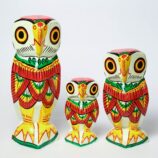 Wooden-Handmade-Wealthy-Owl-Family-Showpieces-Set-of-3-Owls–8-6-4-WhiteBG-RainbowFeathers.jpg