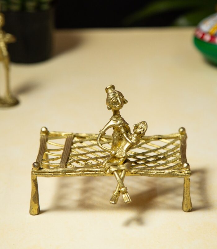 Dhokra-Mother-Feeding-baby-on-Cot-RainbowFeathers