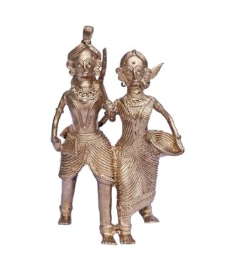 Dhokra-Farmer-Couple-Hand-Crafted-Decorative-Showpiece-WhiteBG-RainbowFeathers