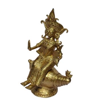 Dhokra Handcrafted Lakshmi on Conch Shell.1